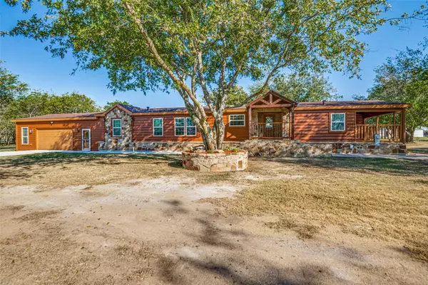 7728 County Road 915, Joshua, TX 76058