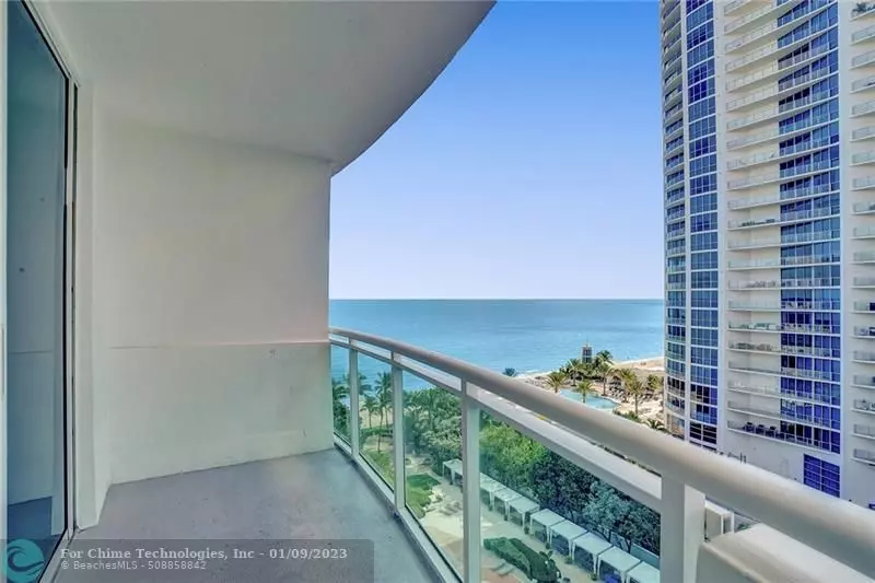 Hollywood, FL 33019,3001 S Ocean Dr  #1119