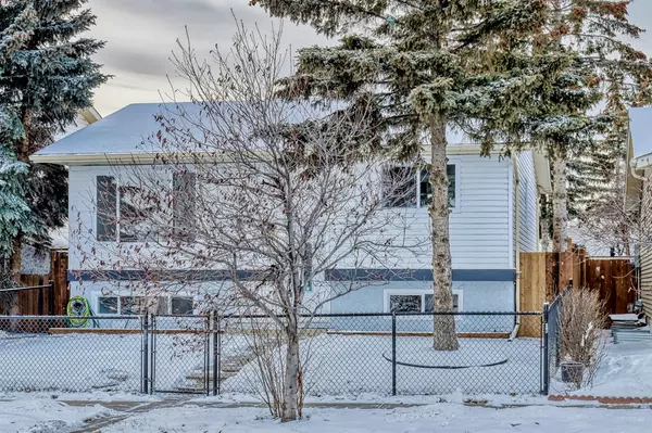 Calgary, AB T3J 1W2,6023 68 ST NE