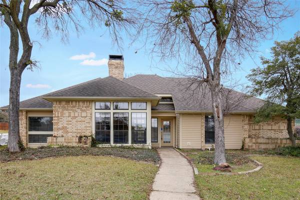 2914 Anatole Court, Garland, TX 75043