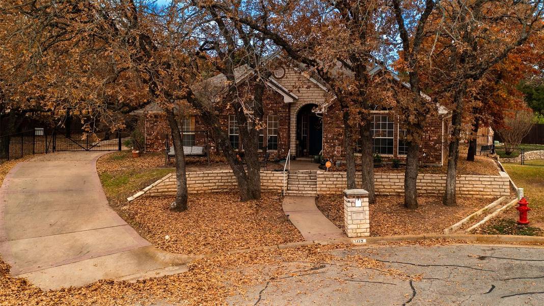 117 Countryside Court, Weatherford, TX 76087