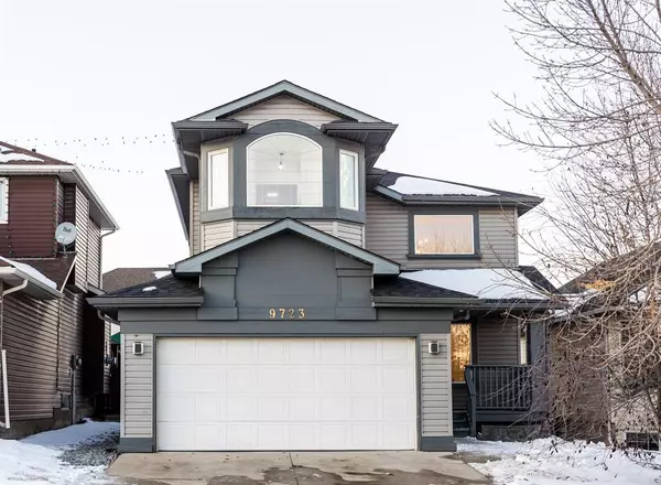 Calgary, AB T3A 5P8,9723 Hidden Valley DR NW