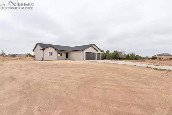 Pueblo West, CO 81007,420 Desert Cove DR