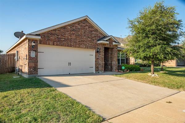 524 Riverbed Drive, Crowley, TX 76036