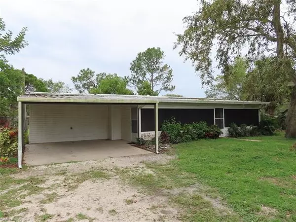 1166 Alligator RD,  Moore Haven,  FL 33471