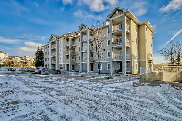 Calgary, AB T2A 7Z3,1620 70 ST SE #4402