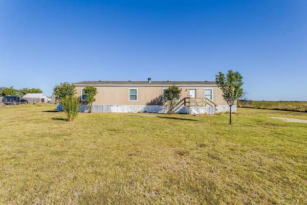 Joshua, TX 76058,4300 County Road 913