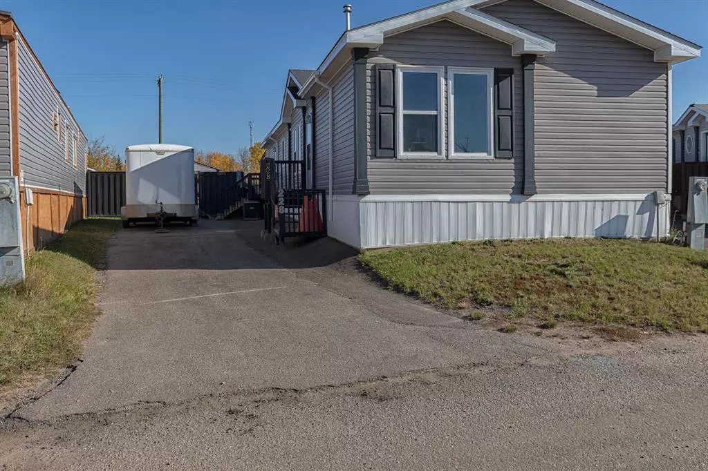 Fort Mcmurray, AB T9H 4X8,228 Grandview CRES