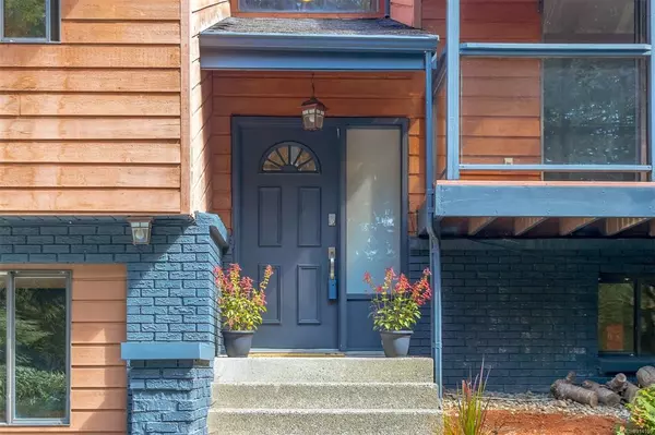 Cobble Hill, BC V0R 1L5,1335 Campbell Rd