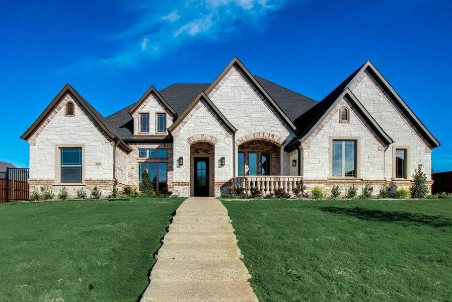 1104 Stone Ridge Lane, Desoto, TX 75115