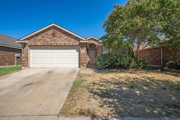 2023 Kings Forest Drive, Heartland, TX 75126