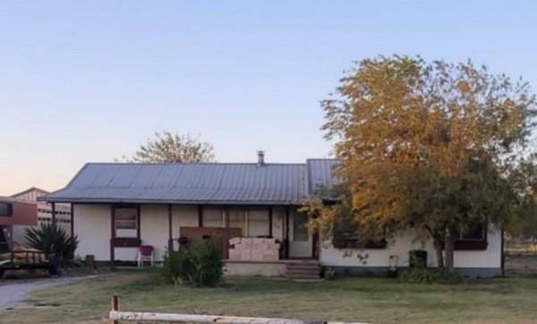 3341 Cement Valley Road,  Midlothian,  TX 76065