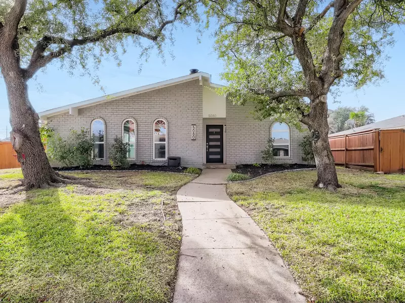 5080 Shannon Drive, The Colony, TX 75056