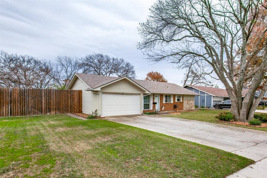 120 Wake Drive, Richardson, TX 75081