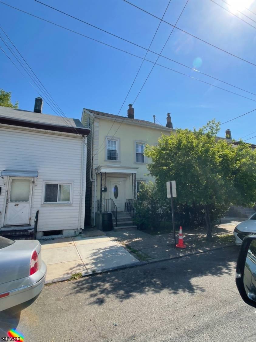 51 Sassafras St, Paterson City, NJ 07524