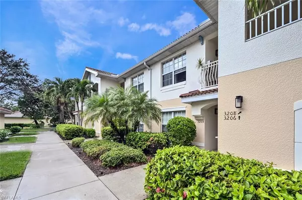 3025 Driftwood WAY #3205, Naples, FL 34109