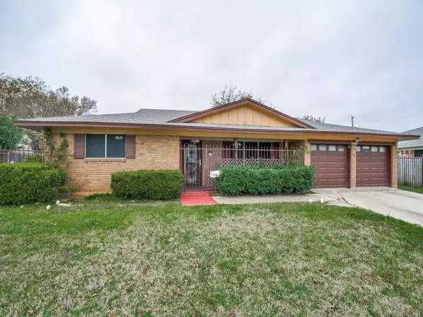 Fort Worth, TX 76134,7608 Camelot Road