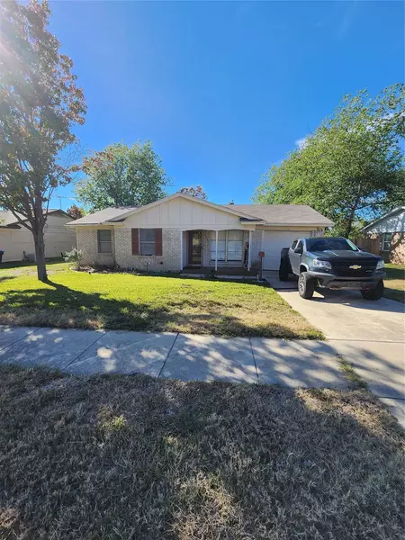 3562 Paint Trail, Fort Worth, TX 76116