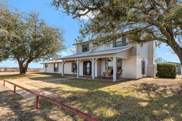 7162 County Road 176, Stephenville, TX 76401