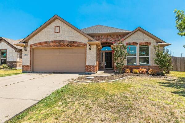 8821 Kiowa Drive, Greenville, TX 75402