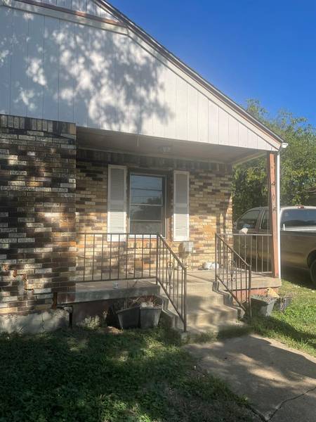 104 S 6th Street, Godley, TX 76044