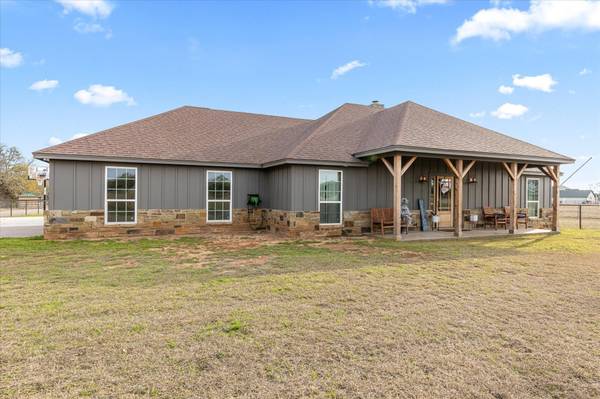 3115 Wilkerson Court, Tolar, TX 76476