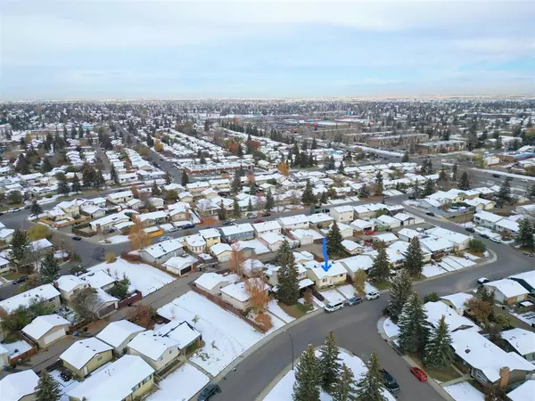 Calgary, AB T1Y 2Y3,136 Rundlecairn Rise NE