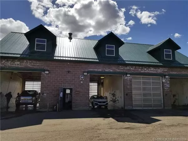 Medicine Hat, AB T1A 7J3,1436 9 AVE SW