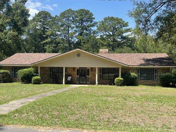 1040 Park Drive, Mansfield, LA 71052