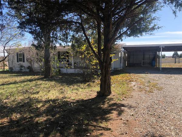 797 County Road 4446, Whitewright, TX 75491