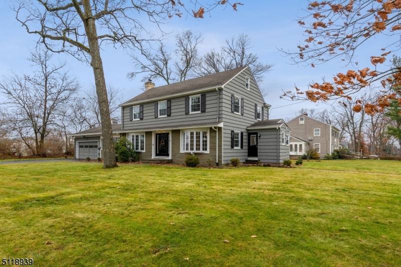 41 Rock Spring Rd, West Orange Twp., NJ 07052