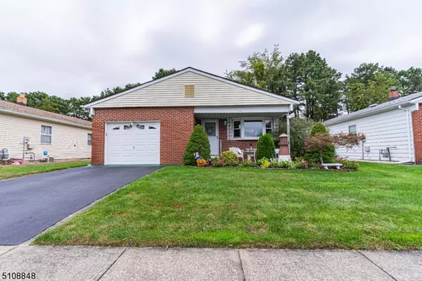 62 Pulaski Blvd, Berkeley Twp., NJ 08757