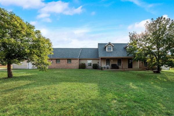 241 County Road 4470, Decatur, TX 76234