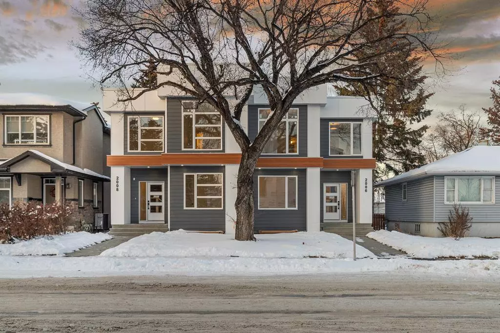 Calgary, AB T2T 2W3,2008 50 AVE SW