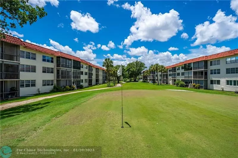 681 S Hollybrook Dr  #305, Pembroke Pines, FL 33025