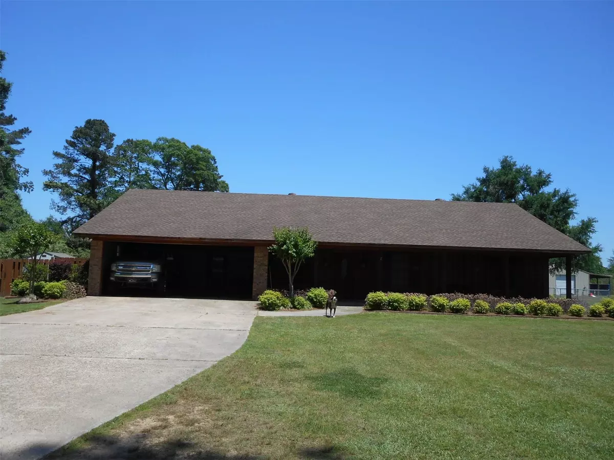 Sarepta, LA 71071,506 Kings Corner