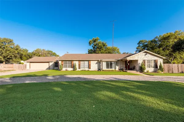 1440 Columbia Avenue, Corsicana, TX 75110