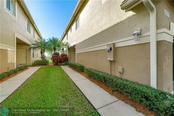 Weston, FL 33327,2277 Pasadena Way  #2277