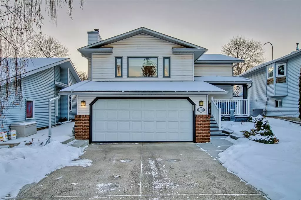 Calgary, AB T2J 6R4,120 Deersaxon CIR SE