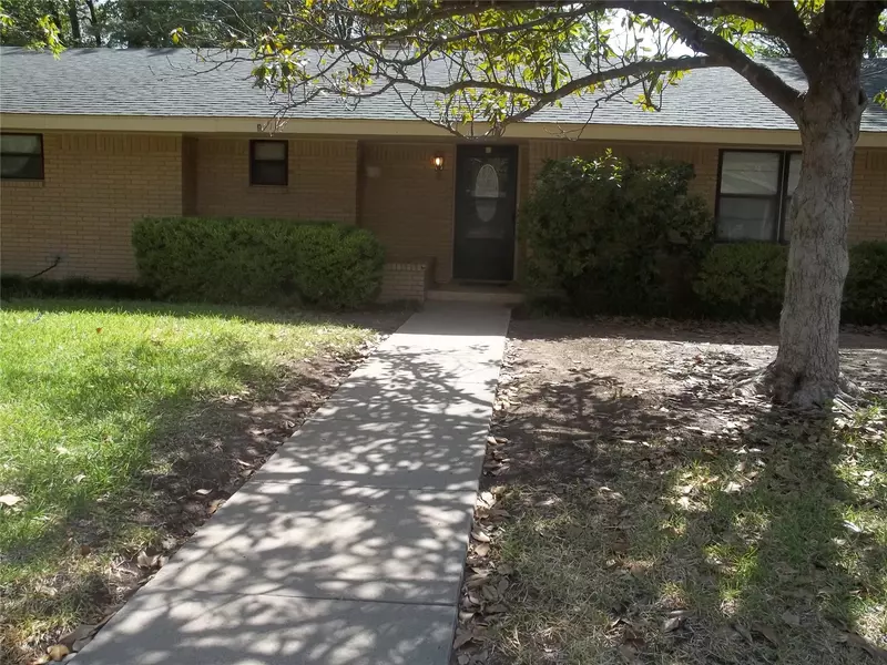 2101 7th Street, Brownwood, TX 76801