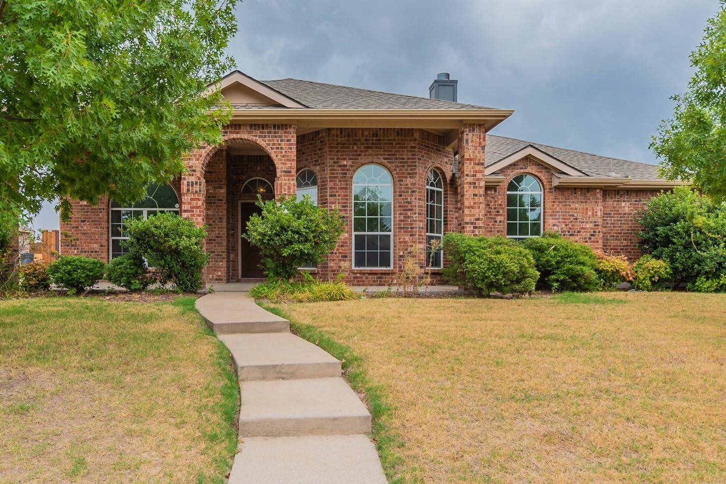 416 Gene Autry Lane, Murphy, TX 75094