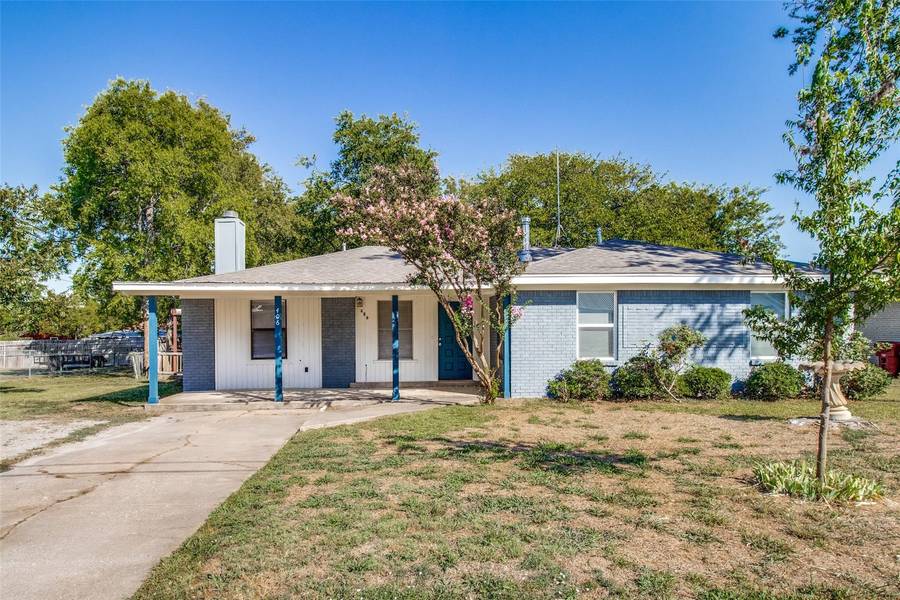 406 S Carter Street, Whitewright, TX 75491