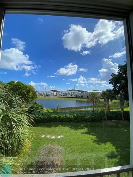 Deerfield Beach, FL 33442,334 Richmond E  #334