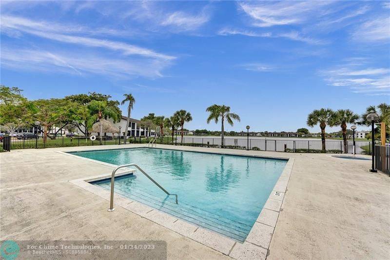 Oakland Park, FL 33309,211 Lake Pointe Dr  #208