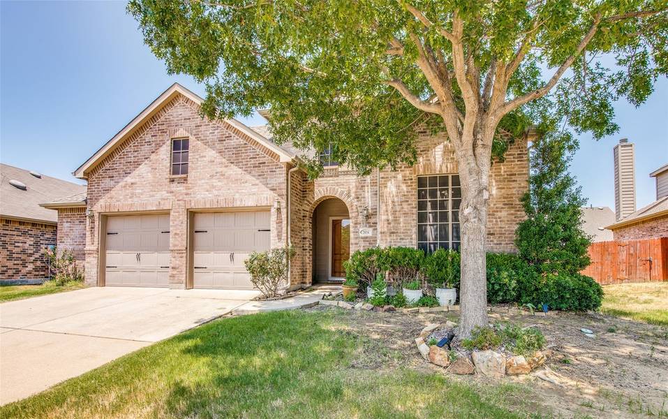 2034 Enchanted Rock Drive, Forney, TX 75126