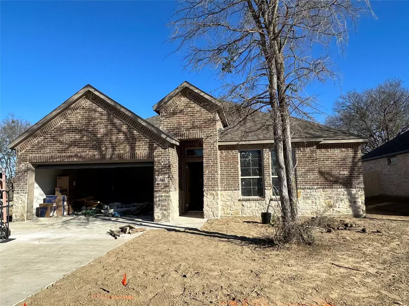 312 Osage Court, Krum, TX 76249