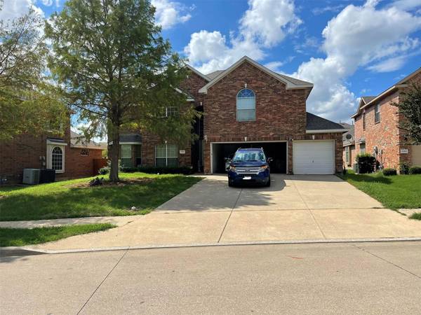 1202 Parkview Trail, Glenn Heights, TX 75154