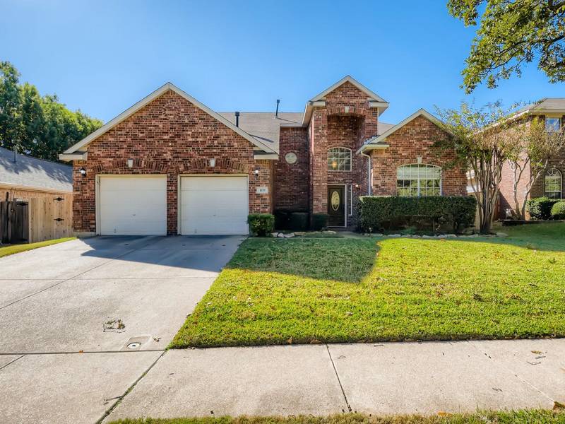 109 Herrington Drive, Mansfield, TX 76063