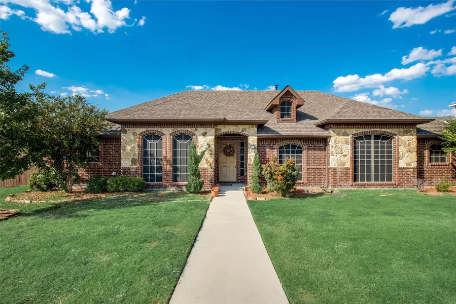 237 Brentwood Drive, Desoto, TX 75115