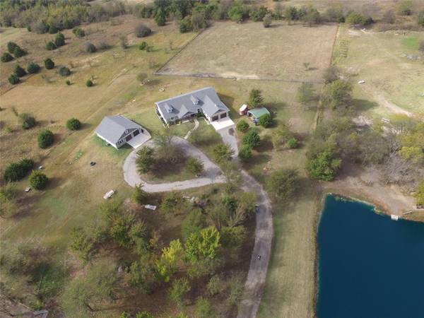 7662 Caddo Creek Road, Quinlan, TX 75474